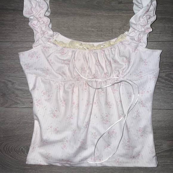 Elegant Pink Floral Ruffle Tank Top - Picture 1 of 2